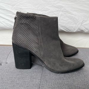Steve Madden Gray Suede Booties, Size 9.5